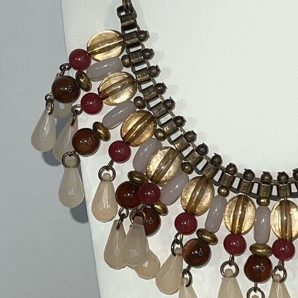 Liz Claiborne Tribal Beaded Necklace Gold Tone Fringe Bib Pink White Glass Bead - Picture 2 of 8